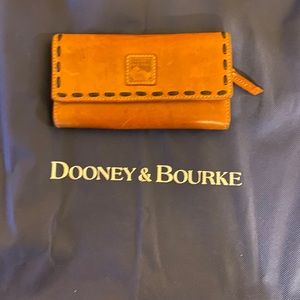 Gently Natural loved Dooney & Bourke Florentine